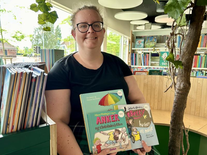 Bibliotekar med bøger